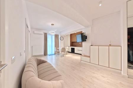 Studio dublu 2025, mobilat lux, loc de dormit separat Bucurestii Noi parcare inclusa
