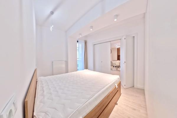 Studio dublu 2025, mobilat lux, loc de dormit separat Bucurestii Noi parcare inclusa
