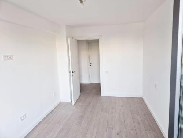 Apartament 2 camere + birou, 63 mp utili, Straulesti, semi-mobilat