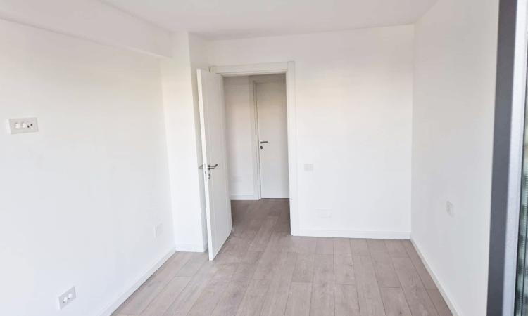 Apartament 2 camere + birou, 63 mp utili, Straulesti, semi-mobilat