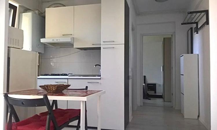 2 Camere - Bucurestii Noi - Pod Constanta - Pajura