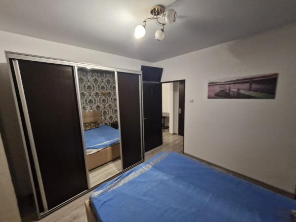 2 Camere -Piata Domenii -Ion Mihalache