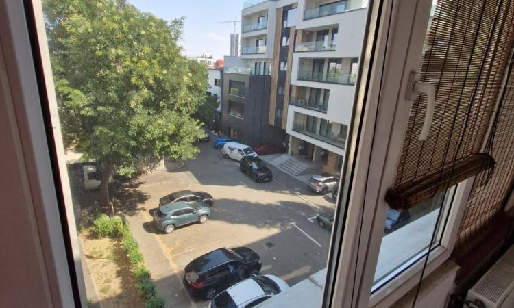 2 Camere -Piata Domenii -Ion Mihalache
