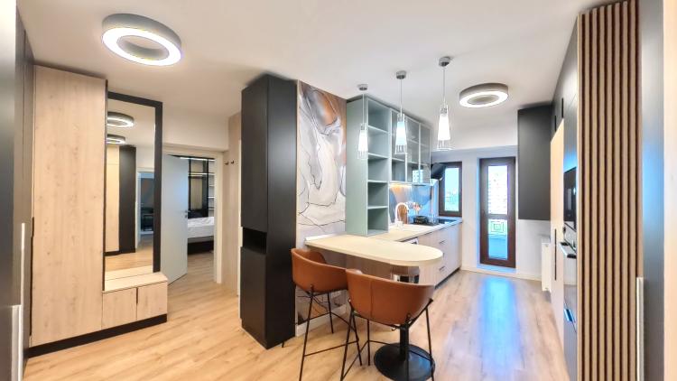 Panoramă superbă – 2 camere complet renovat, Rond Alba Iulia
