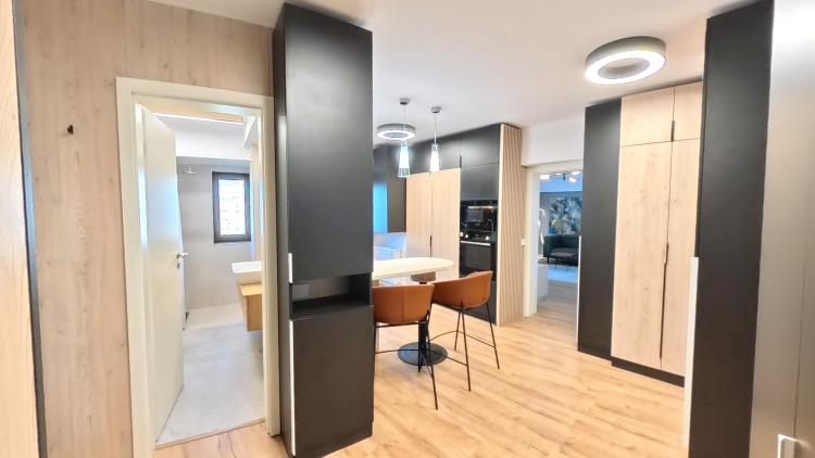 Panoramă superbă – 2 camere complet renovat, Rond Alba Iulia