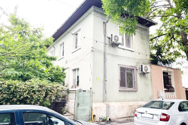 VILĂ 200m2– Turda, Domenii Sector 1 Parc Regina Maria