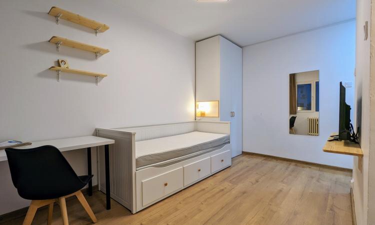 Garsonieră modernă - prima inchiriere – Moise Nicoară, Piața Alba Iulia