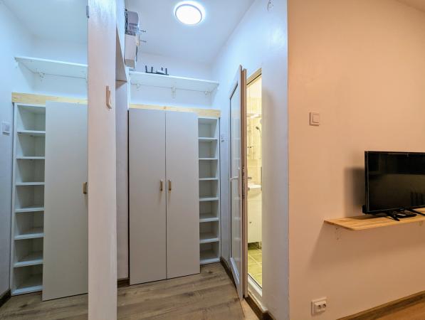 Garsonieră modernă - prima inchiriere – Moise Nicoară, Piața Alba Iulia