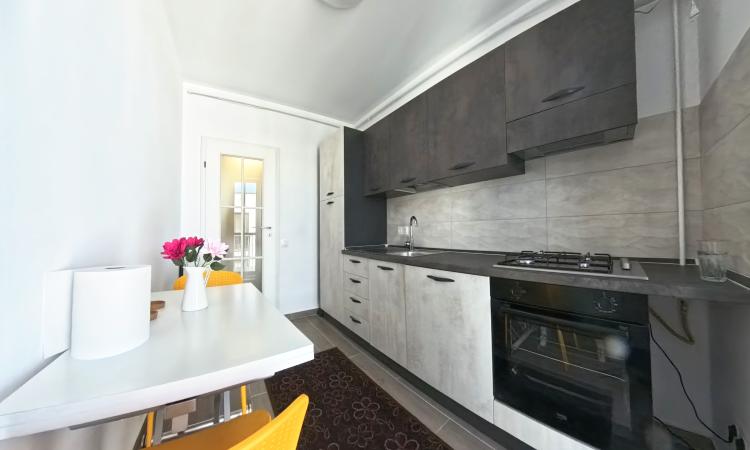 Titan - str Marului - Apartament 2 cam mobilat/utilat/nou