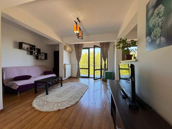 2 Camere -Sisesti .Centrala -Loc de Parcare