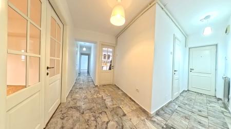 Unirii - Rond Piata Alba Iulia - 4 camere partial mobilat/utilat