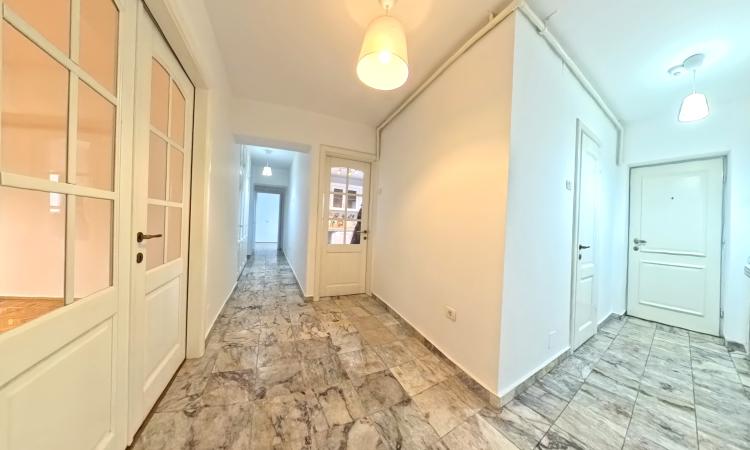 Unirii - Rond Piata Alba Iulia - 4 camere partial mobilat/utilat