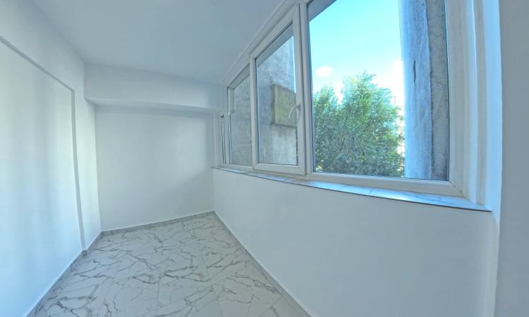 Unirii - Rond Piata Alba Iulia - 4 camere partial mobilat/utilat