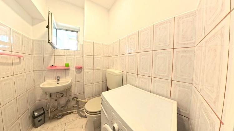 Unirii - Rond Piata Alba Iulia - 4 camere partial mobilat/utilat
