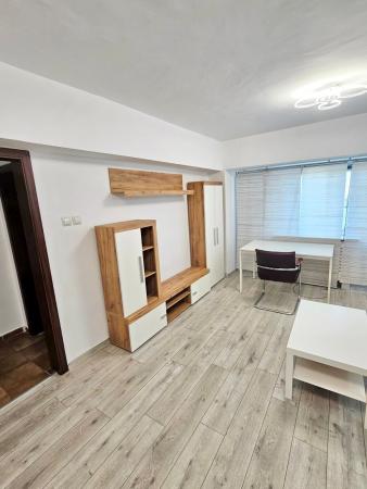 3 Camere - Decebal - Muncii - Metrou