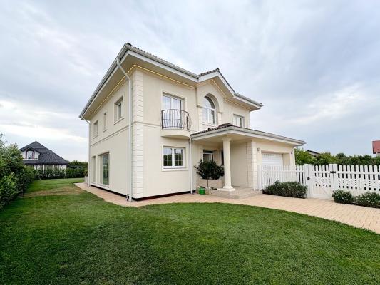 Vila P+1E moderna cu teren 795 mp in Corbeanca Ostratu