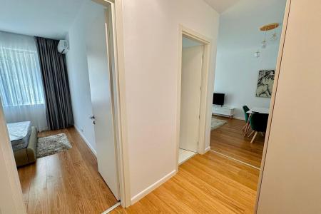 2 Camere - Luxuria - 1 Mai - Expozitiei