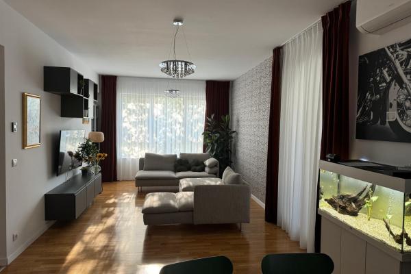 Luxuria - 1 Mai - Domenii - Expozitiei