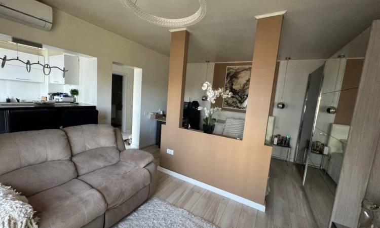 Calea Calarasilor - Hyperion - centrala proprie - bloc mixt -studio renovat