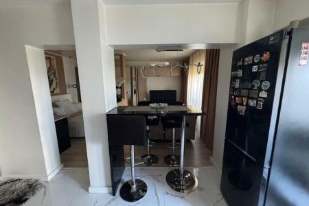 Calea Calarasilor - Hyperion - centrala proprie - bloc mixt -studio renovat