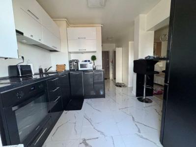Calea Calarasilor - Hyperion - centrala proprie - bloc mixt -studio renovat