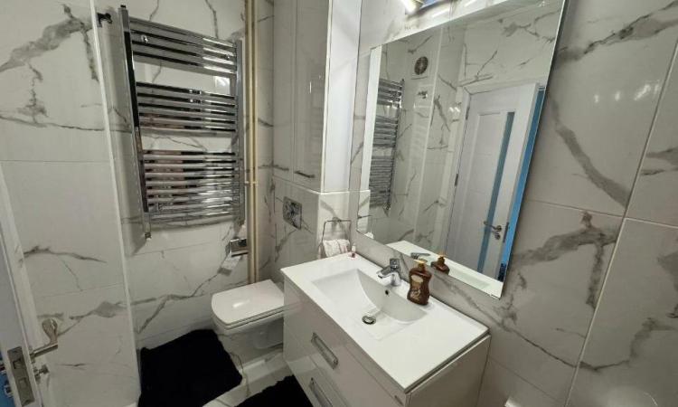Calea Calarasilor - Hyperion - centrala proprie - bloc mixt -studio renovat