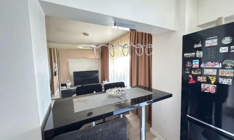 Calea Calarasilor - Hyperion - centrala proprie - bloc mixt -studio renovat