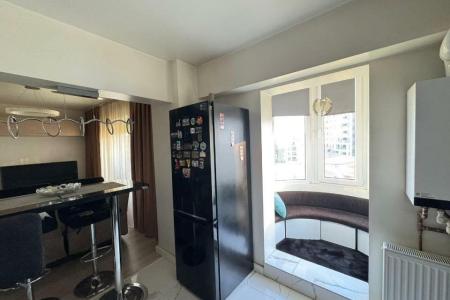 Calea Calarasilor - Hyperion - centrala proprie - bloc mixt -studio renovat