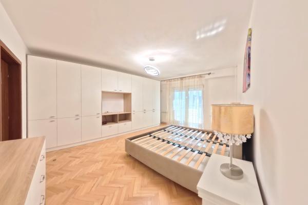 Piata Alba Iulia - 3 camere - Burebista - complet renovat