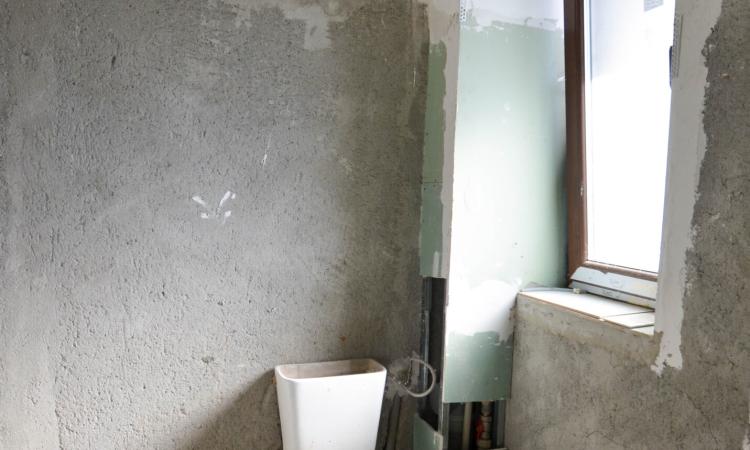 Casă P+1+M la alb în Clinceni, Str. Sabarului