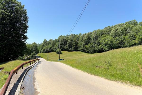 Teren generos cu aer curat si liniste deplina in Breaza