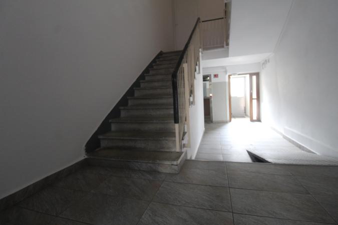 Piata Alba Iulia - Bld. Unirii - bloc mixt - Rond Alba Iulia
