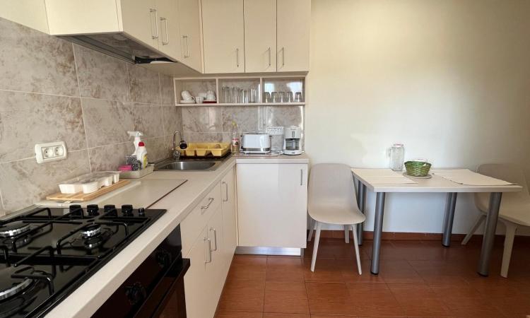 Unirii - Bld. Unirii - Piata Alba Iulia - 3 balcoane - stradal