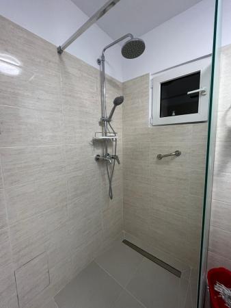 Unirii - Bld. Unirii - Piata Alba Iulia - 3 balcoane - stradal