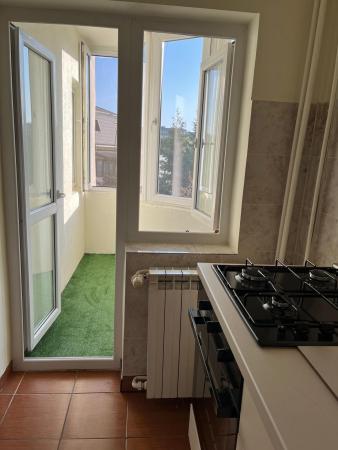 Unirii - Bld. Unirii - Piata Alba Iulia - 3 balcoane - stradal