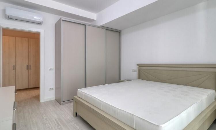 Decebal - Piata Alba Iulia - prima inchiriere - centrala proprie