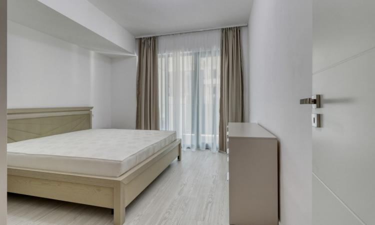 Decebal - Piata Alba Iulia - prima inchiriere - centrala proprie