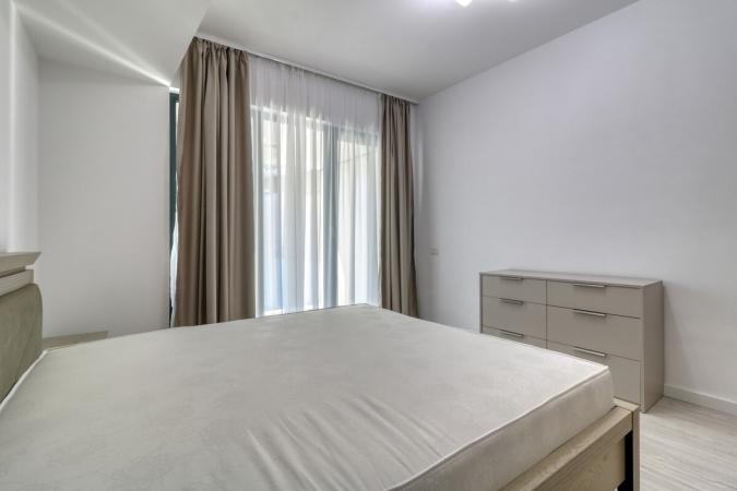 Decebal - Piata Alba Iulia - prima inchiriere - centrala proprie