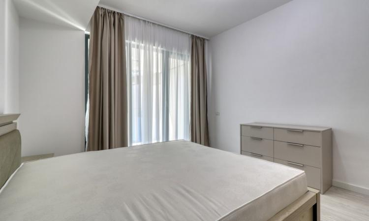 Decebal - Piata Alba Iulia - prima inchiriere - centrala proprie