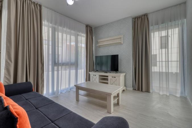 Decebal - Piata Alba Iulia - prima inchiriere - centrala proprie