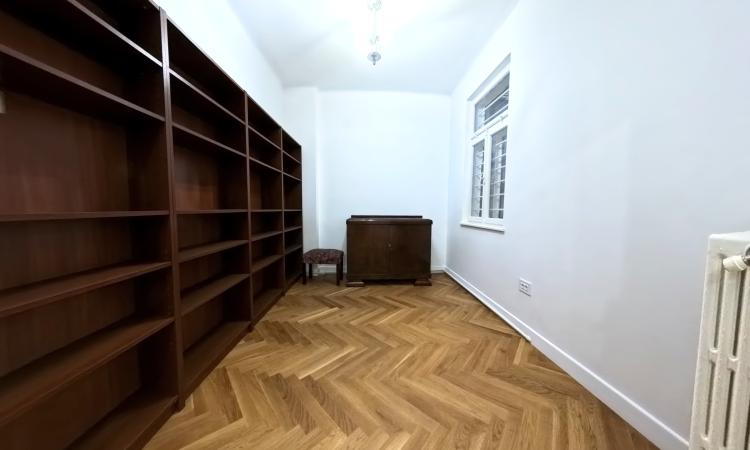 Casă pentru Birouri – 120 mp, Curte 100 mp, Complet Renovată 2025– Vatra Luminoasă, Str. Competiției