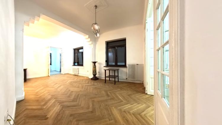 Casă pentru Birouri – 120 mp, Curte 100 mp, Complet Renovată 2025 – Vatra Luminoasă, Str. Competiției
