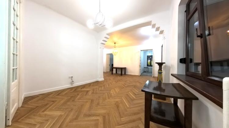 Casă pentru Birouri – 120 mp, Curte 100 mp, Complet Renovată 2025 – Vatra Luminoasă, Str. Competiției
