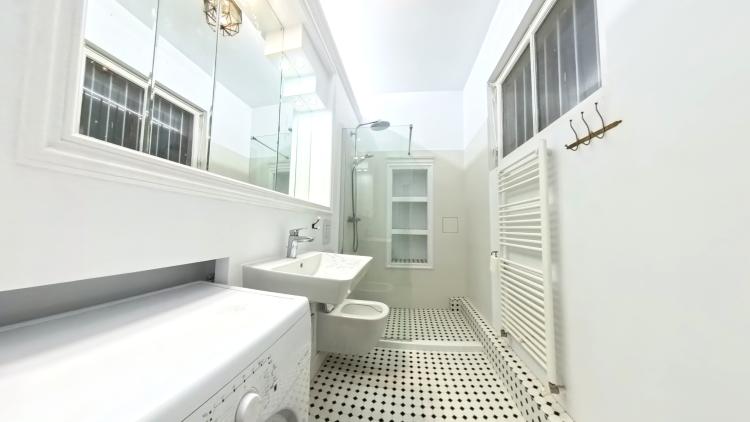 Casă pentru Birouri – 120 mp, Curte 100 mp, Complet Renovată 2025 – Vatra Luminoasă, Str. Competiției