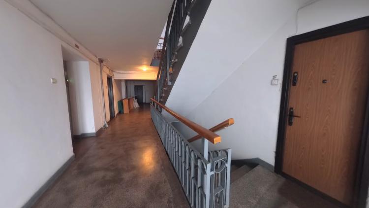 Garsonieră spațioasă 47 mp, stradal Bulevardul Unirii – mobilată, utilată, 2 balcoane