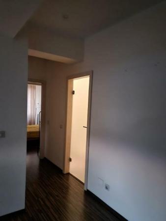 Decebal - Piata Alba Iulia - parcare subterana - metrou Piata Muncii