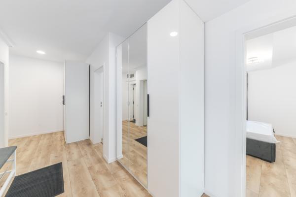 3 camere 94m2 bloc 2025 langa metrou Straulesti