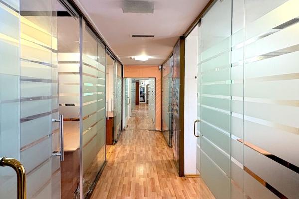 Grozăvești – Hotel Sir Orhideea Spațiu de birouri 224 mp utili