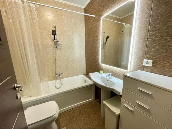 2 Camere - Bloc Nou - Decebal - Piata Muncii