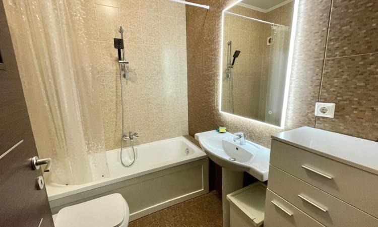2 Camere - Bloc Nou - Decebal - Piata Muncii